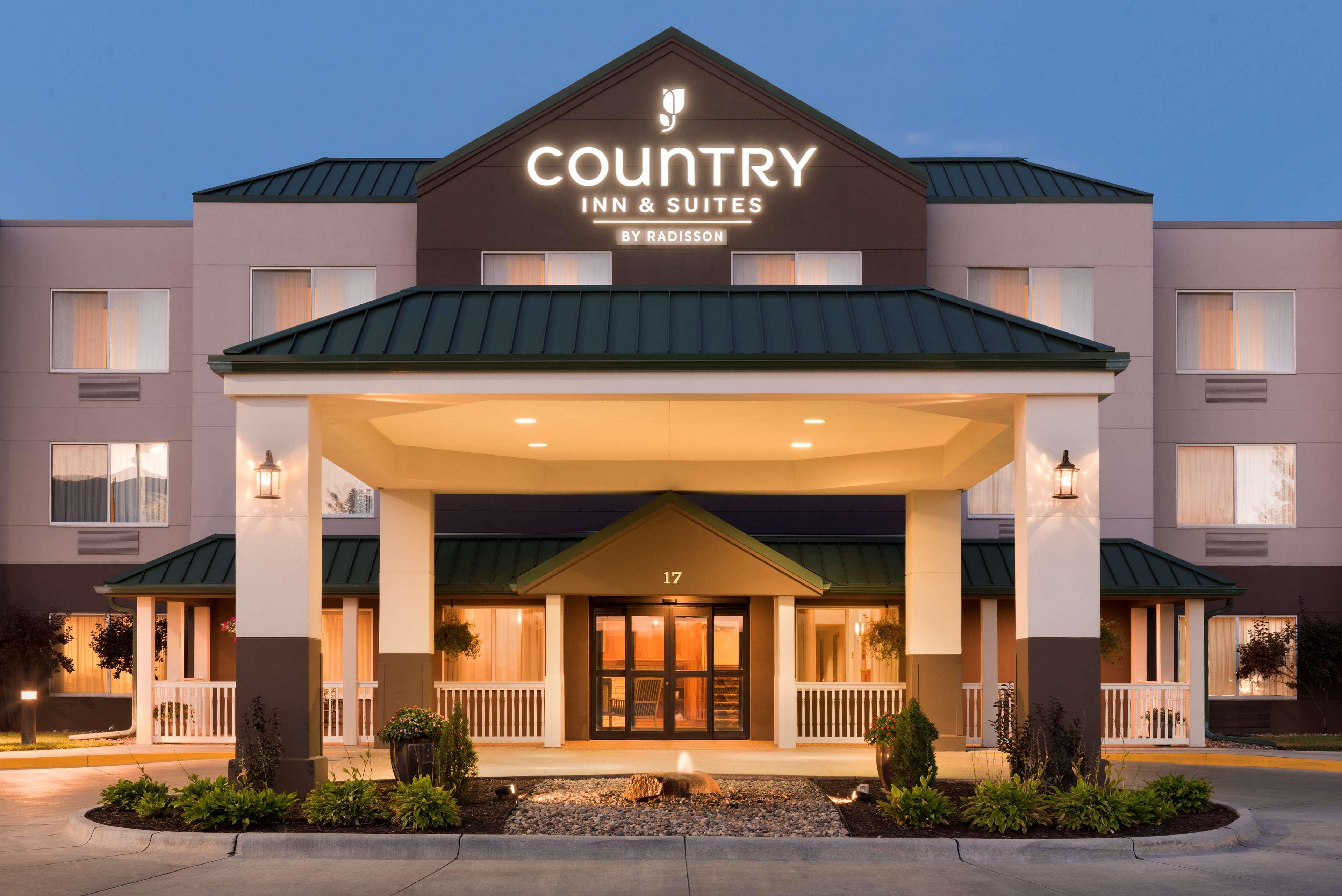 Country Inn & Suites By Radisson, Council Bluffs, Ia Экстерьер фото