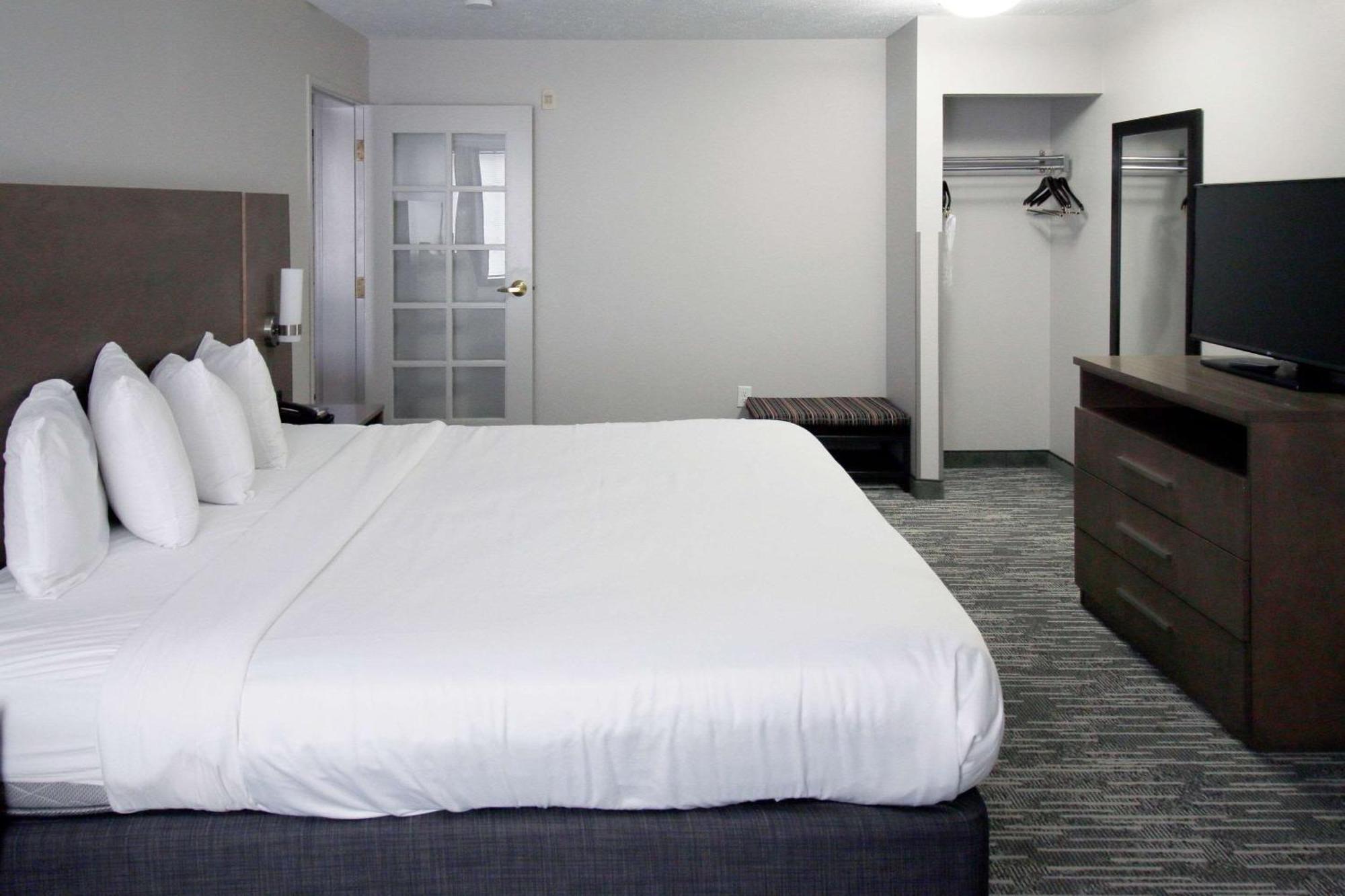 Country Inn & Suites By Radisson, Council Bluffs, Ia Экстерьер фото