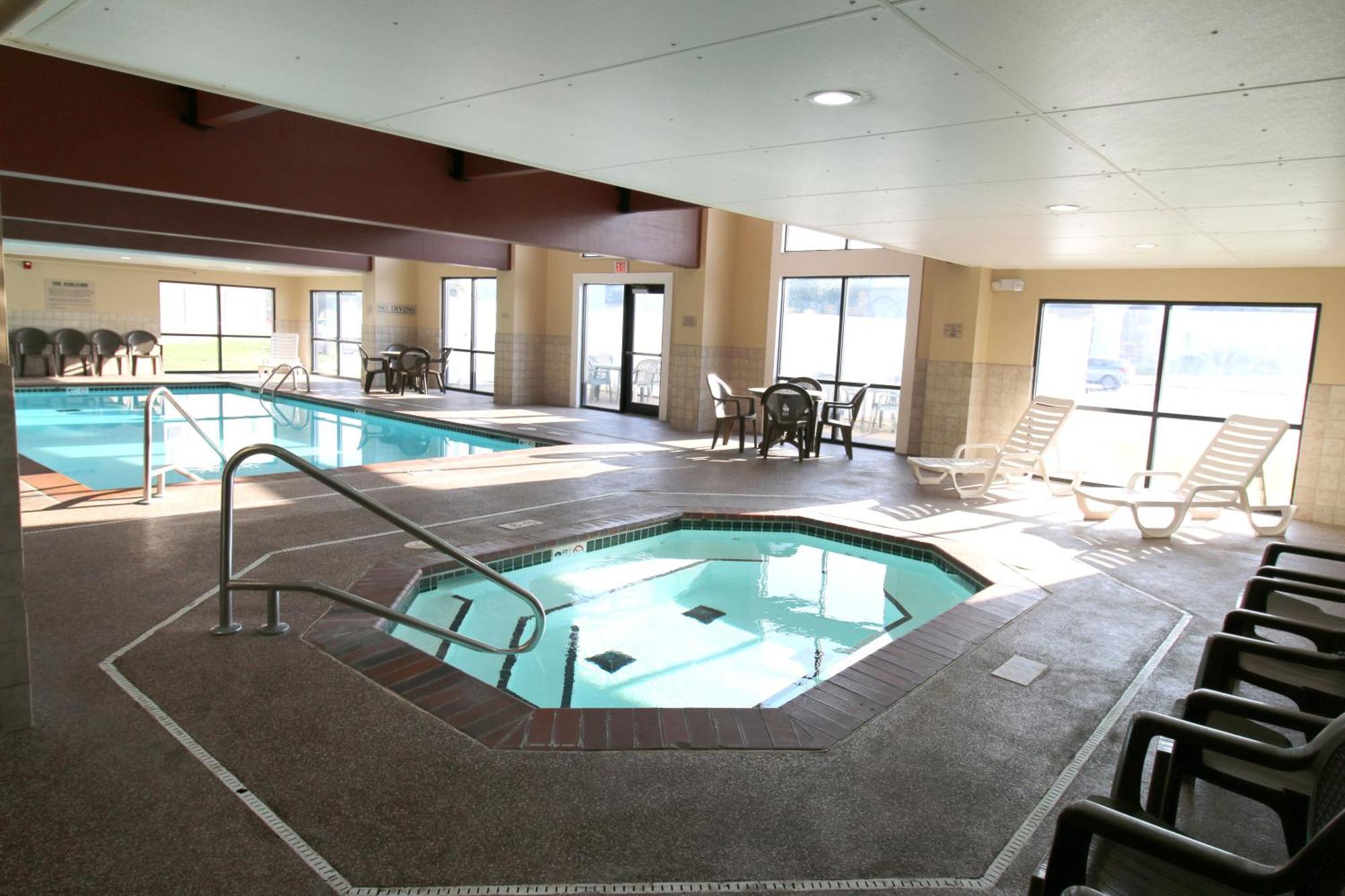 Country Inn & Suites By Radisson, Council Bluffs, Ia Экстерьер фото